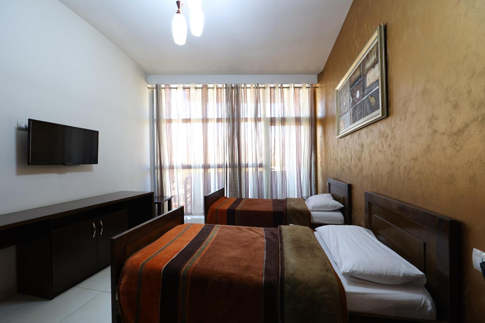 Hotel Gjuta Farke e Madhe Dış mekan fotoğraf