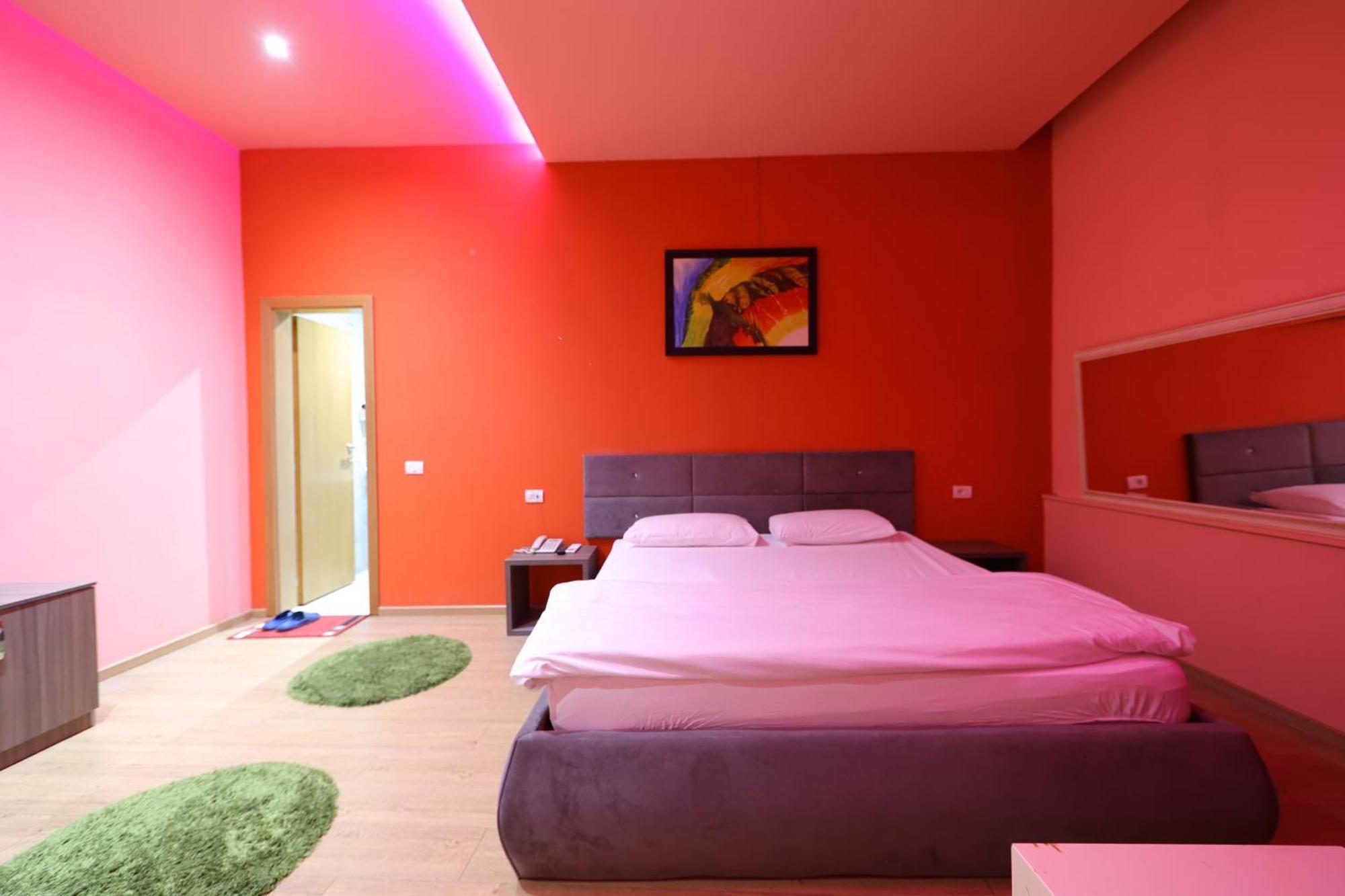 Hotel Gjuta Farke e Madhe Dış mekan fotoğraf