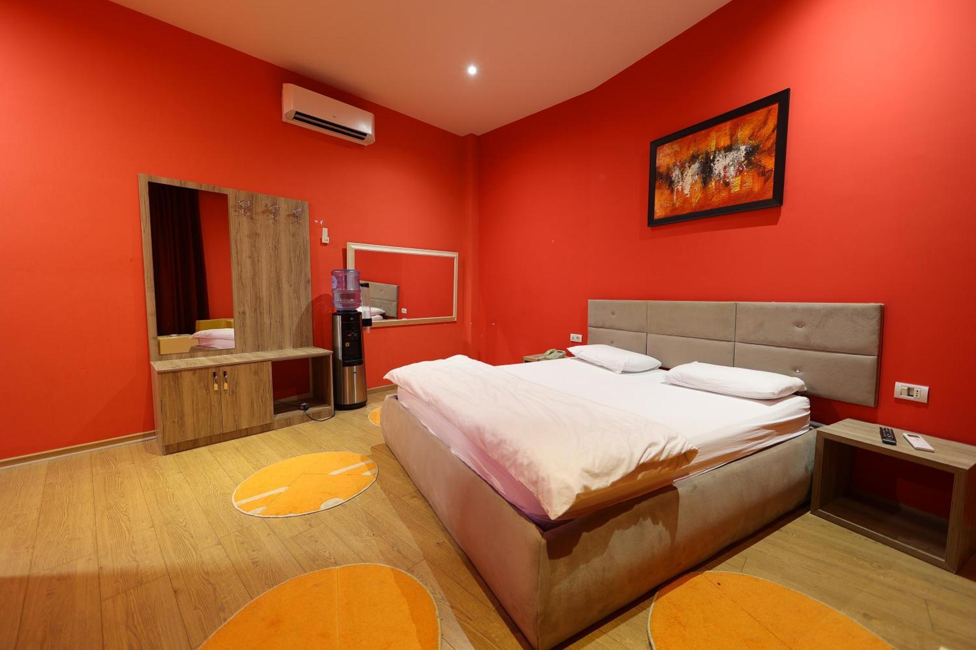Hotel Gjuta Farke e Madhe Dış mekan fotoğraf