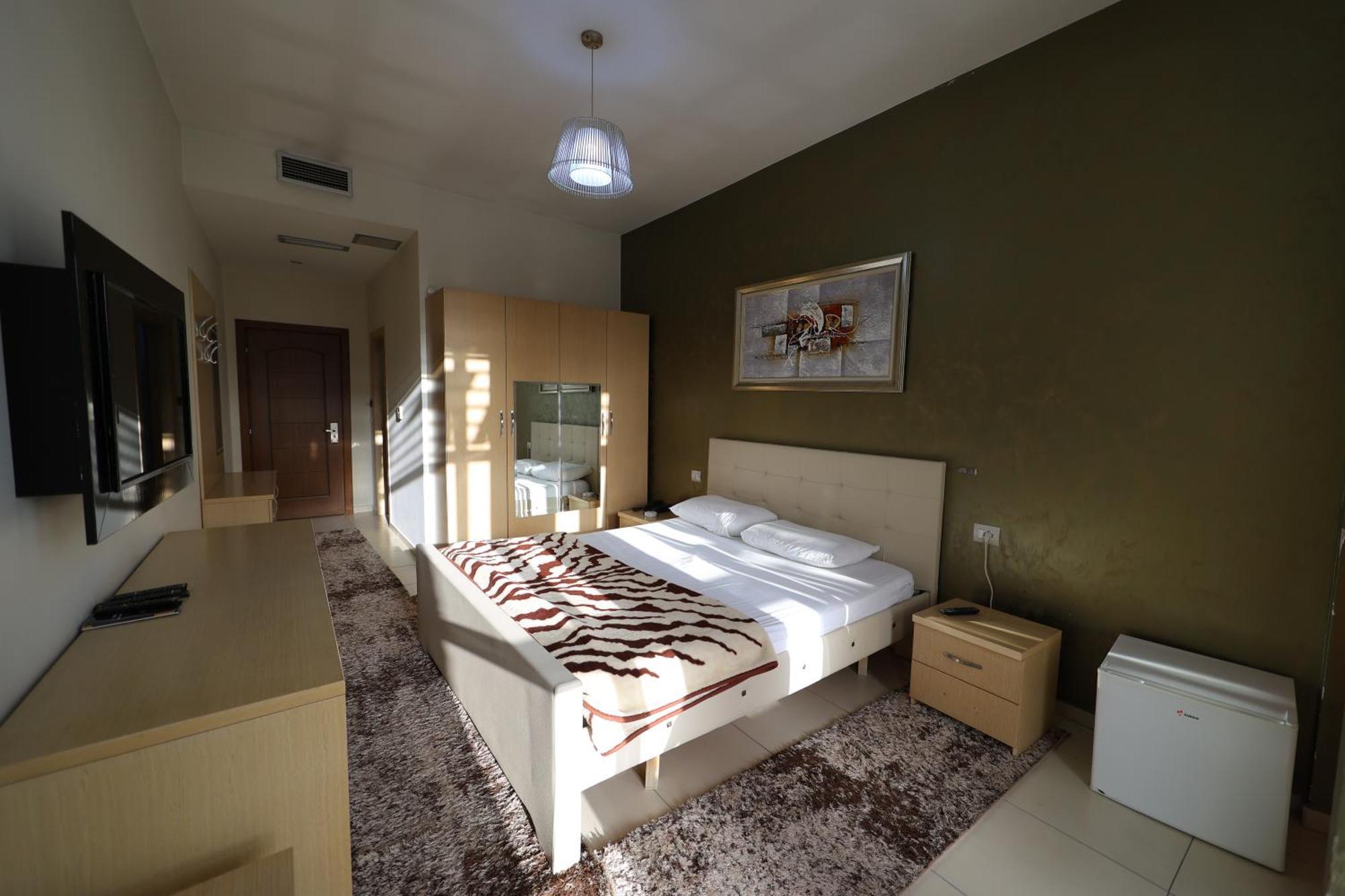 Hotel Gjuta Farke e Madhe Dış mekan fotoğraf